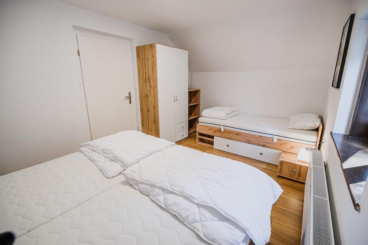 Holiday Home Kozorog بوينج المظهر الخارجي الصورة